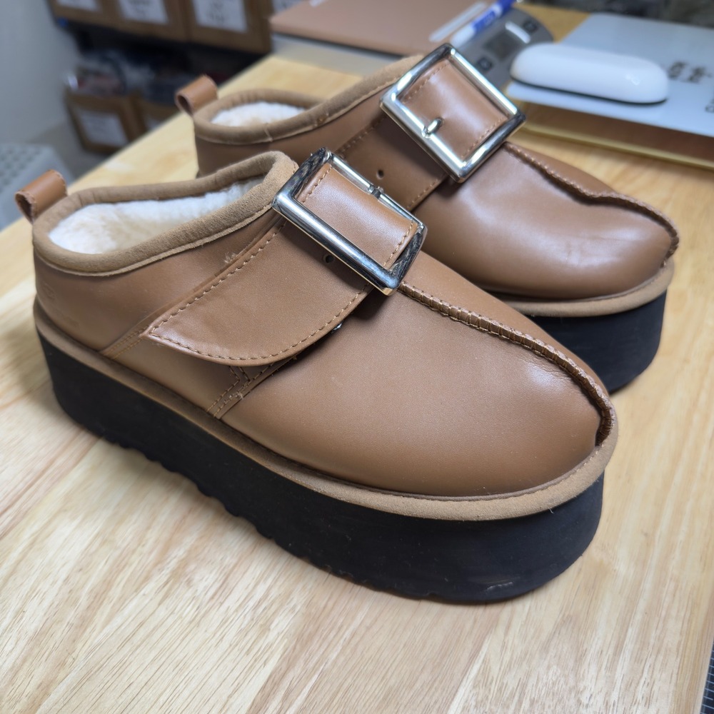 UGG Opening Ceremony Platform Clog Mule Shoes Brown Shearling Lined Buckle 9